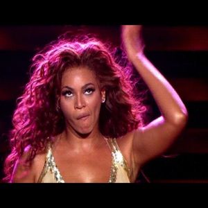 Meet your Posher, Elyce